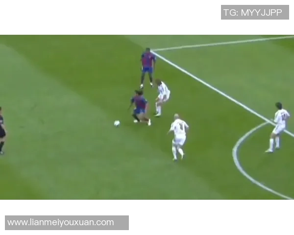 足球明星的传奇人生与不屈精神激励无数年轻人追逐梦想 足球明星的传奇人生与不屈精神激励无数年轻人追逐梦想